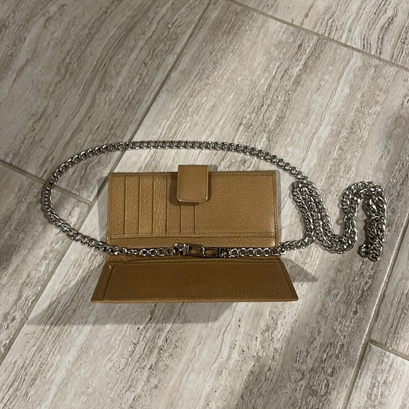 Authentic Gucci Wallet - Picture 10 of 10